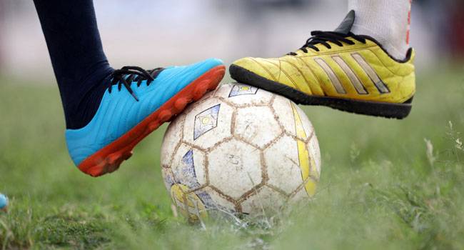 French footballer gets 30-year ban for punching referee