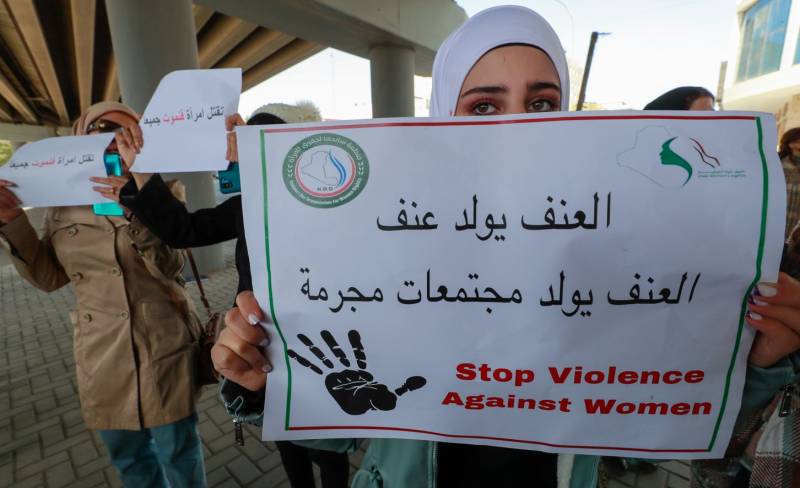 Iraqis protest after father kills YouTuber daughter
