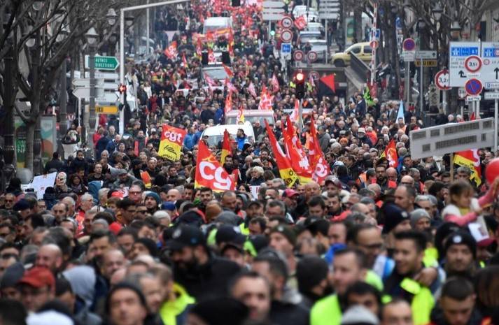 France braces for new pension strikes, mass protests