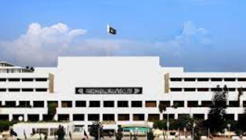 PML-N senators react to CJP remarks 