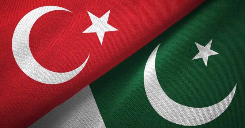 Pakistani students stranded in quake-hit Turkiye arrive in Lahore