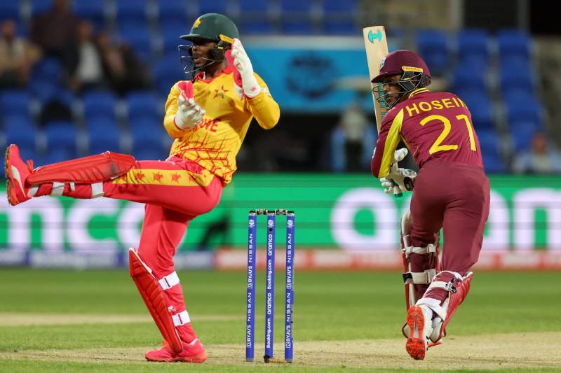 Defiant Ervine delays looming Zimbabwe loss to West Indies