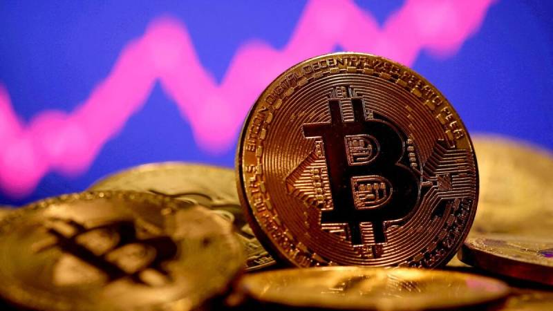 Bitcoin tops $25,000 to hit eight-month high