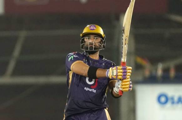 Peshawar Zalmi beat Quetta Gladiators by four wickets