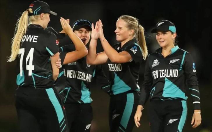New Zealand stay alive at T20 World Cup as Pakistan, Sri Lanka lose
