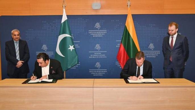 Bilawal discusses expansion of bilateral cooperation with Lithuanian FM