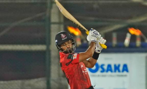 Lahore Qalandars crush Quetta Gladiators by 63 runs
