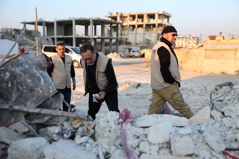 EU eases Syria sanctions to speed up quake aid