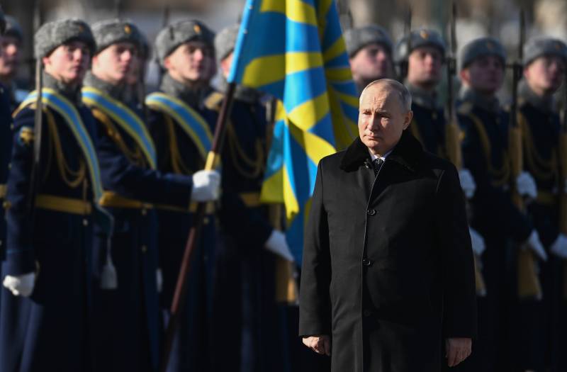 In this file photo, Russia's President Vladimir Putin (R) attends a wreath-laying ceremony at the Eternal Flame and the Unknown Soldier's Grave in Alexander Garden during an event marking Defender of the Fatherland Day in Moscow, on February 23, 2023. AFP