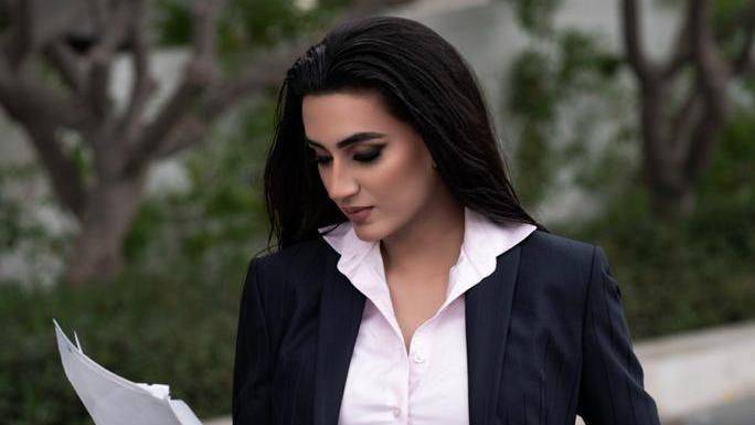 Pakistani girl who finds father’s ‘killer’ on LinkedIn becomes trolls target