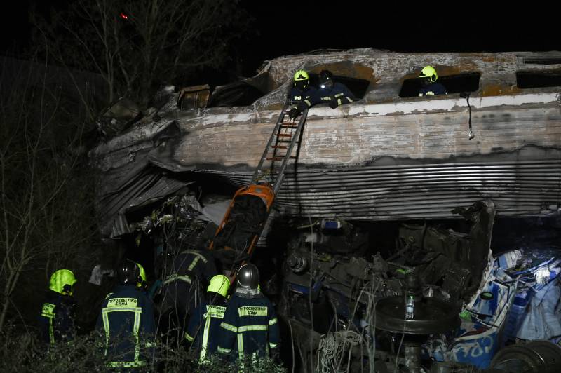 Train accident in Greece kills at least 32