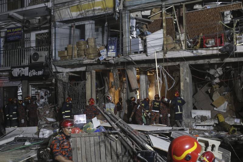 17 killed, 100 injured in Bangladesh building blast