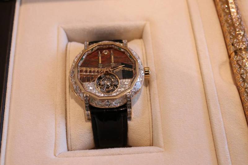 NAB team quizzes Toshakhana watch buyer in Dubai