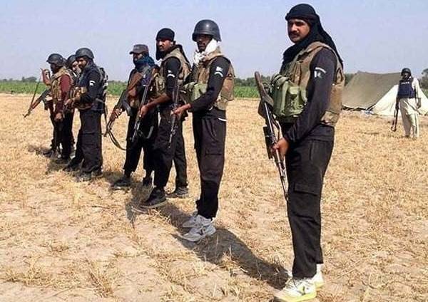 Sindh cabinet decides to launch operation against dacoits in Katcha area