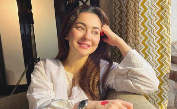 Hania Amir says she opted for acting to earn money