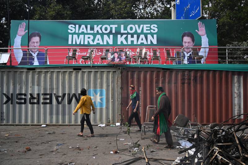 LHC bars Imran Khan from holding rally at Minar-e-Pakistan