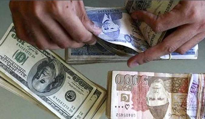 Pakistani rupee loses winning spree, slumps against US dollar