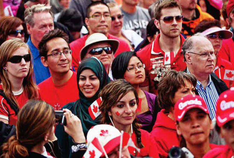Canada sees record population growth as immigration leaps
