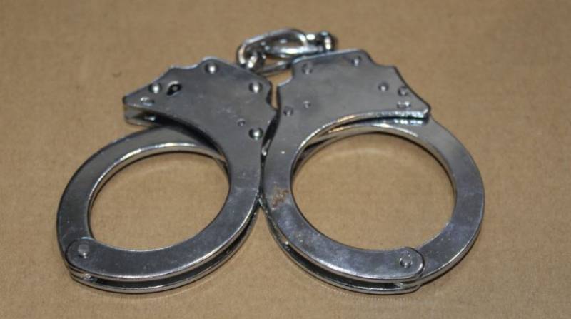 SHO accused of murder flee from custody 