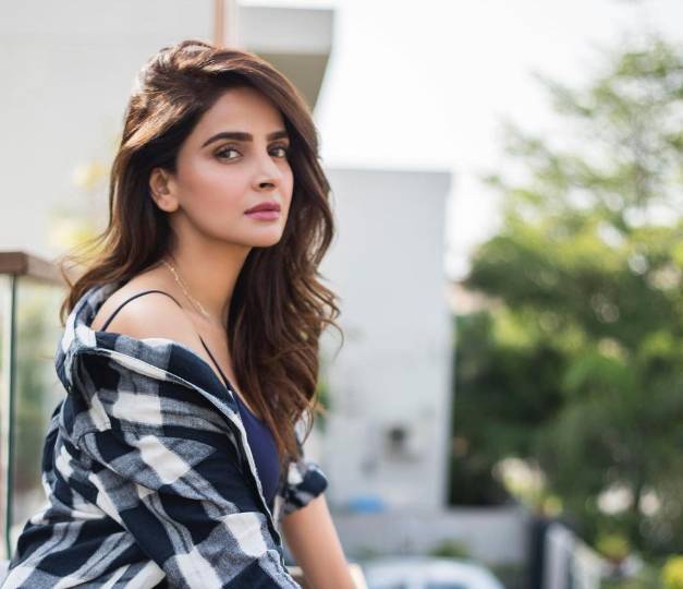 Saba Qamar receives pre-birthday surprise from bestie