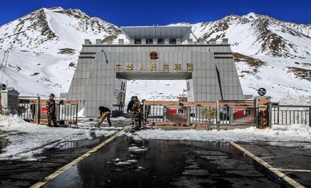 Khunjerab Pass to reopen for trade on April 1