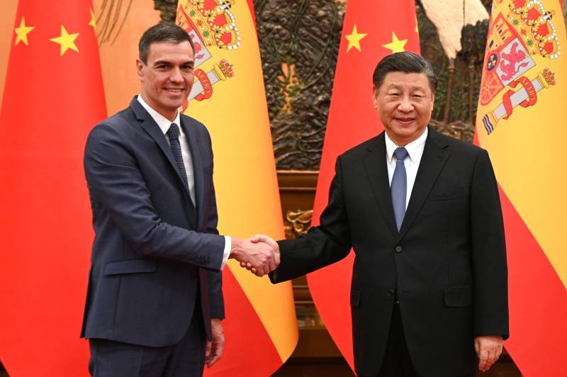 Spain PM urges Xi to hold talks with Ukraine's Zelensky