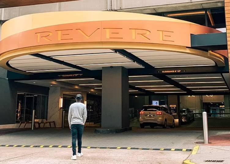Man handcuffed, interrogated after DOD and FBI enter wrong hotel room