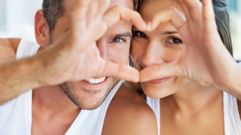 Stars ask folks to get serious about romance