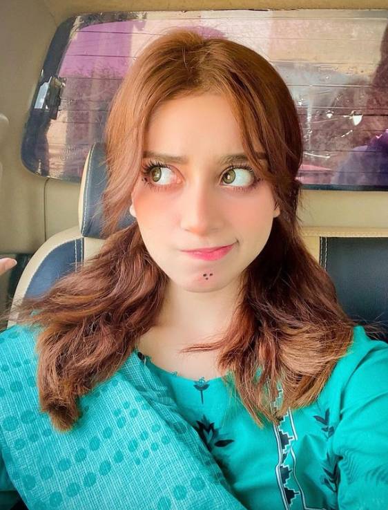Alizeh Shah looks GORGEOUS in latest pictures