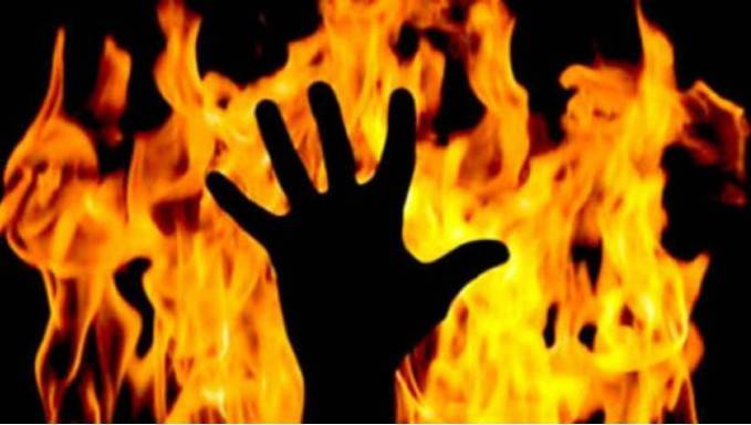 Woman set on fire in Islamabad