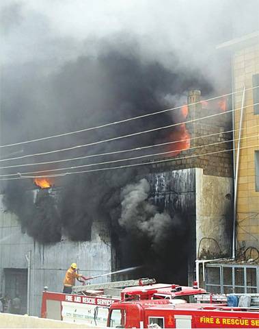 Fire breaks out in Multan yarn factory