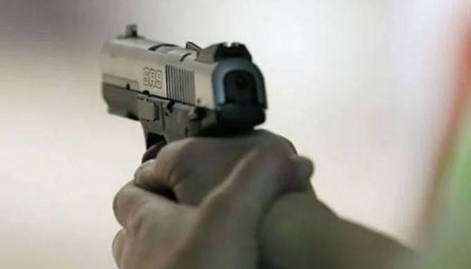 Patient shoots dead doctor for arriving late in Gujranwala