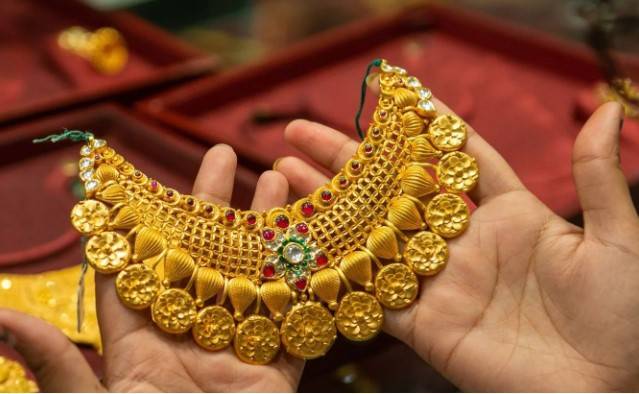 Another high jump in Gold prices in Pakistan despite decline in int’l market
