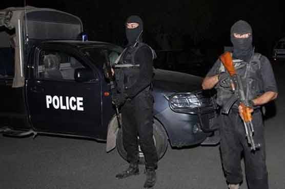 Two robbers killed in encounter with Quetta police