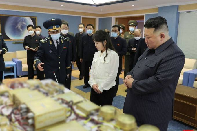 Kim orders launch of North Korea's first spy satellite