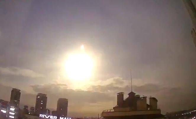 Flash in sky over Kyiv due to 'NASA satellite falling': city administration