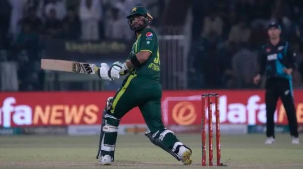 Pakistan, New Zealand clash in fourth T20I tonight