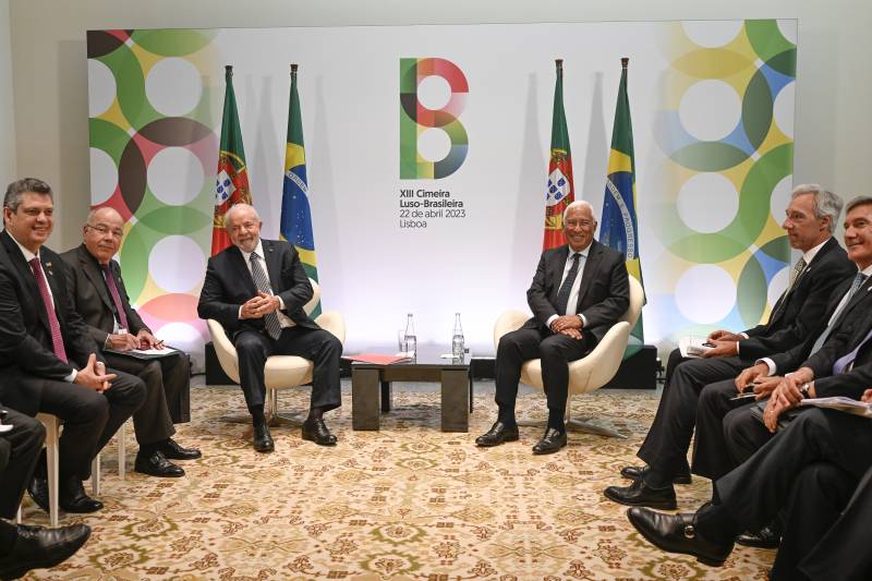 Brazil's President Luiz Inacio Lula da Silva (CL) and Portuguese Prime Minister Antonio Costa (CR) hold a meeting during the Portugal - Brazil summit held at CCB (Centro Cultural de Belem) in Lisbon. AFP