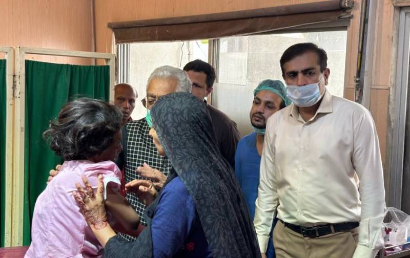 Chung blaze-hit children getting best treatment at Jinnah Hospital's burn unit 
