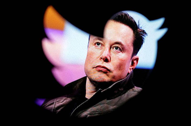 Musk says to roll out per-article payment plan on Twitter