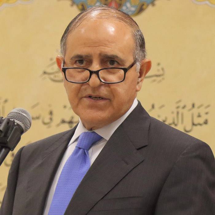 Pakistan must reiterate its principle stand on Kashmir during SCO meet: Dr Mir