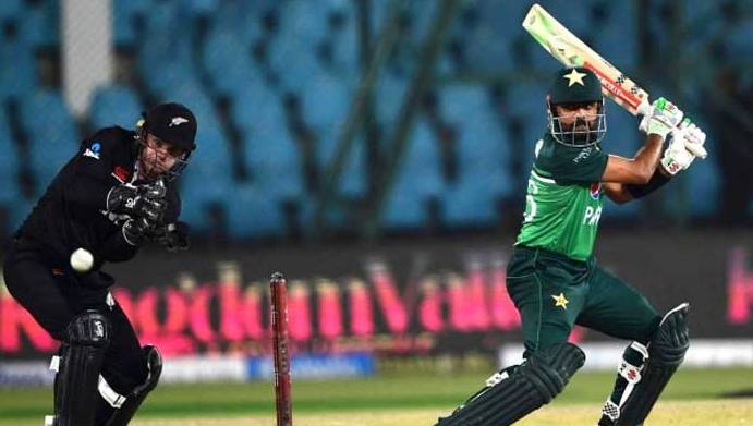 New Zealand win toss; invite Pakistan to bat first in third ODI