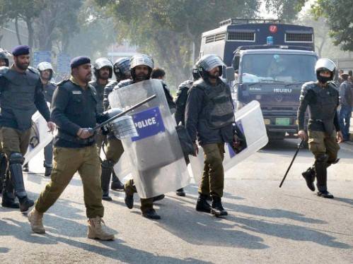 IJT, Punjab Council workers clash at Punjab University