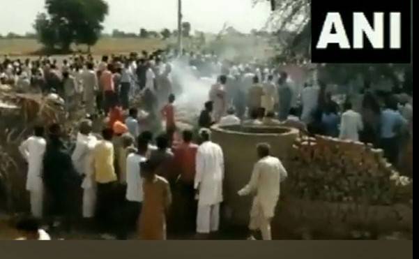 Three dead after Indian fighter crashes onto house