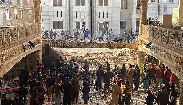 Police officer injured in Peshawar mosque suicide blast dies
