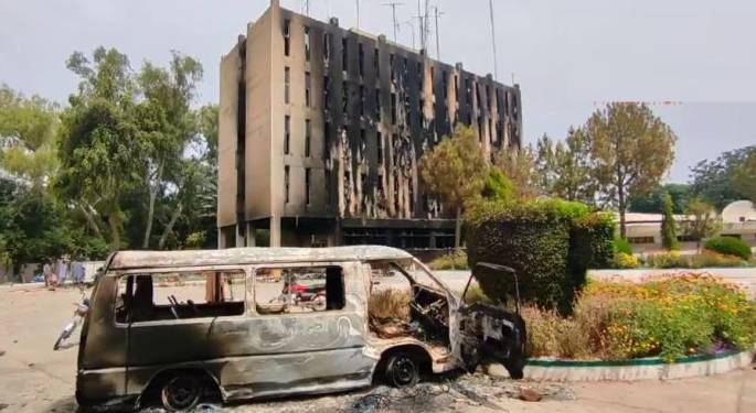 Students, teachers visit vandalised Radio Peshawar building