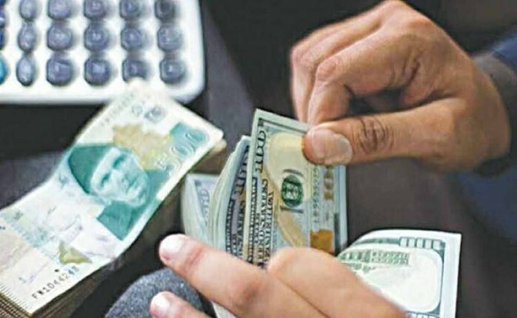 Pakistani rupee suffers against US dollar