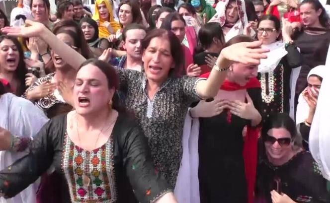 Trans people cannot get their gender changed, rules Shariat court