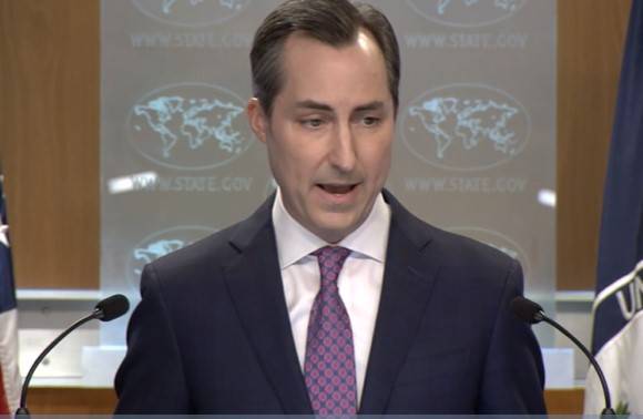 US says keeping an eye on situation in Pakistan