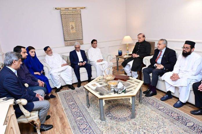PM visits Ayaz Sadiq to condole death of his brother
